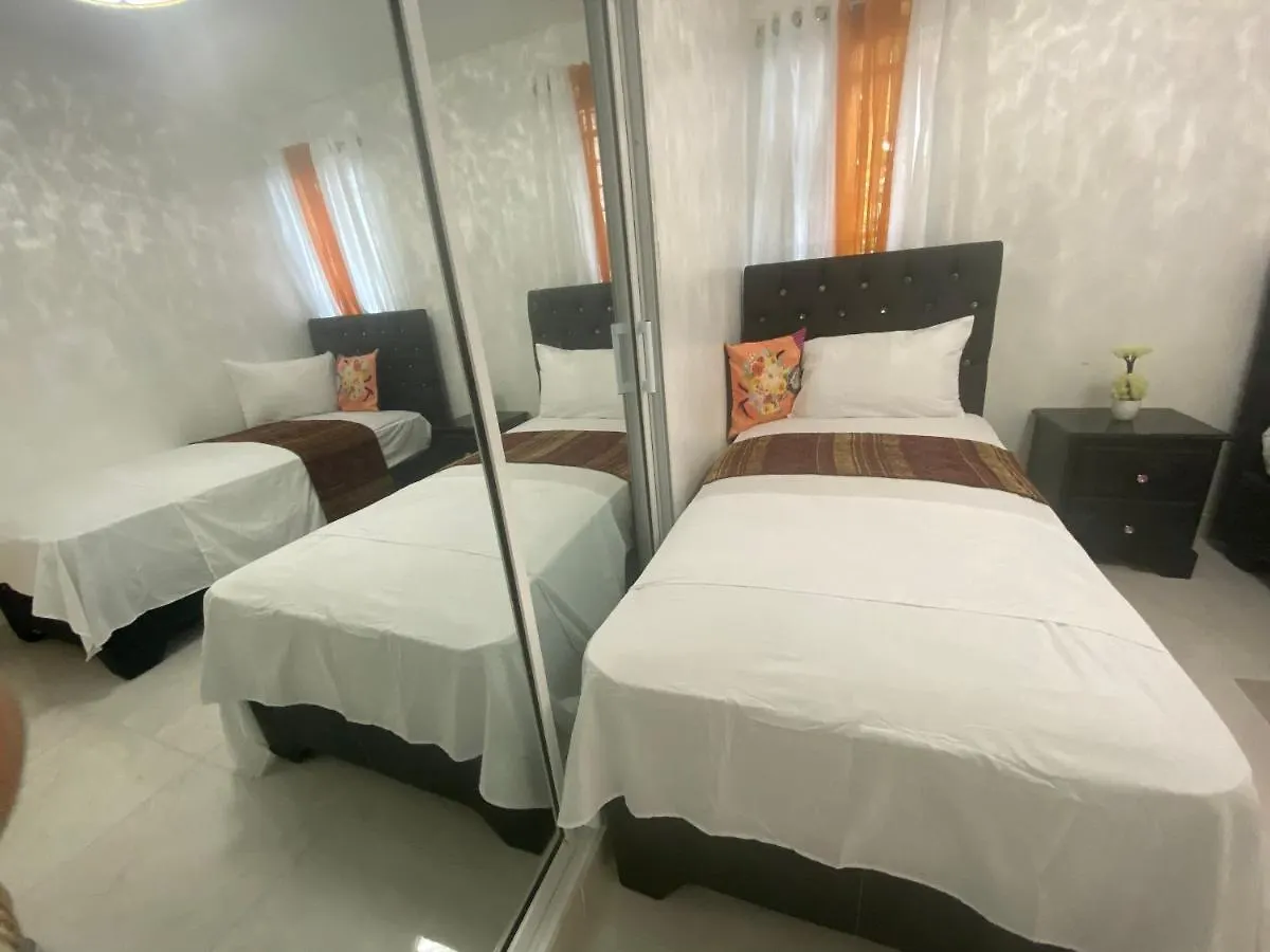 Santiago Monumental Area Apartment: Cozy 3BR with Wi-Fi near Caribe Tours & Colinas Mall Santiago De Los Caballeros 0*,  Dominican Republic